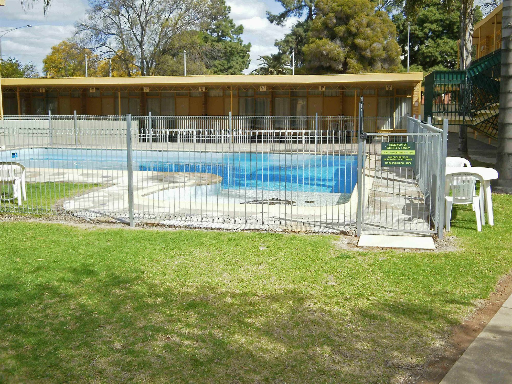 Karama Motor Inn Mildura Dış mekan fotoğraf